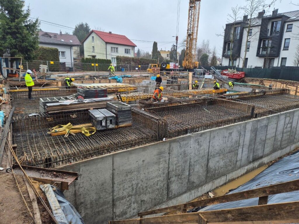 listopad 2025 zbrojenie stropu garazu 5
