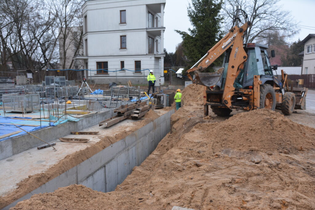 2 zasypka fundamentow 01